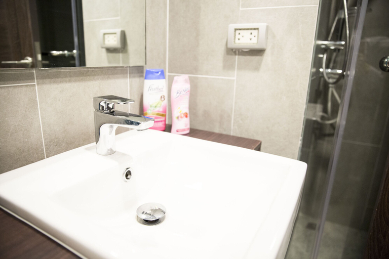 Bathroom 2, Community Apartment - bkbhce6, Wattana