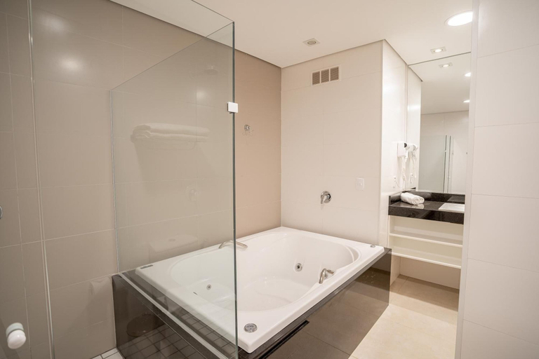 Bathroom 3, Zahara Hotel, Limeira