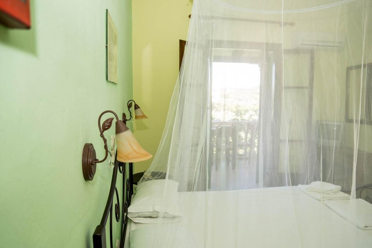 Bathroom 5, Studios Petra, Ionian Islands