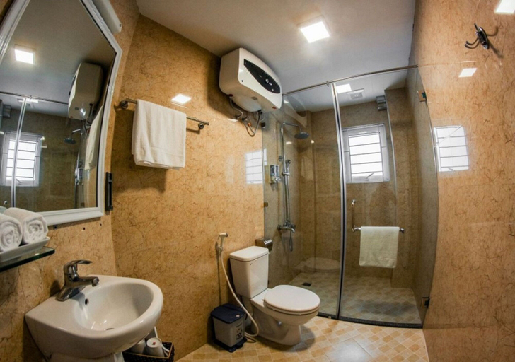 Bathroom 4, Hanoi Veris Boutique Hotel & Spa, Hoàn Kiếm