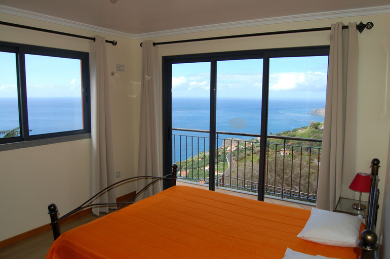 Bedroom 3, Vila Brava cottage, Ribeira Brava
