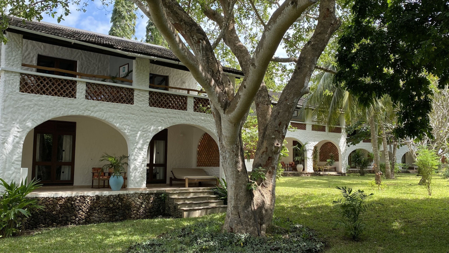 Exterior & Views 2, Pinewood Beach Resort and Spa, Msambweni