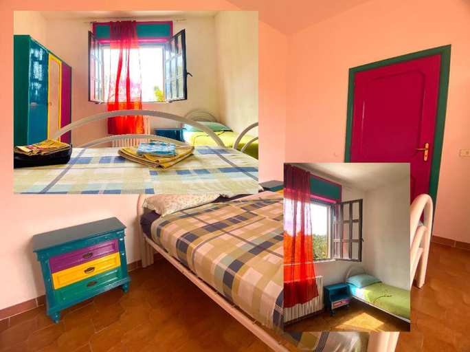 Bedroom 2, House - Sleeps 5 - Pets Ok - Parking, Lecce