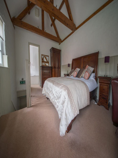 Bedroom 5, The White Horse Inn, East Sussex