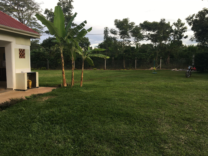 Others 5, Ben And Lily Cottages, Nakaseke