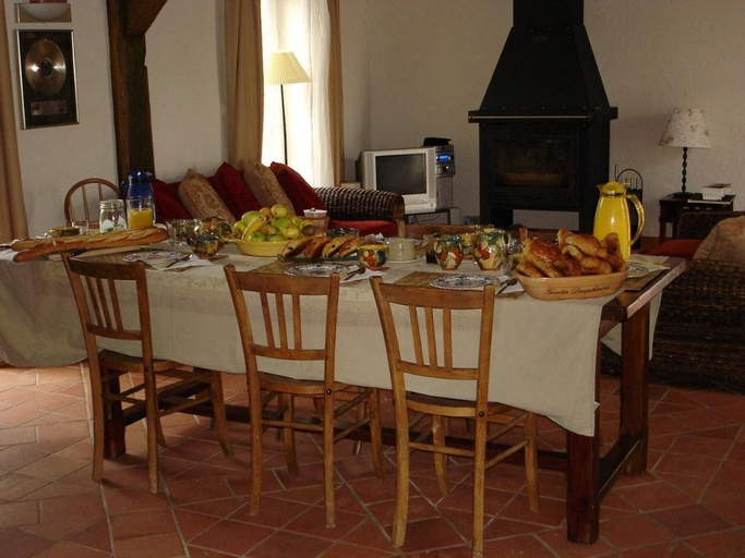 Dining Room 19