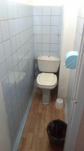 Bathroom 3, Econom hotel Equator - Hostel, Vladivostok gorsovet