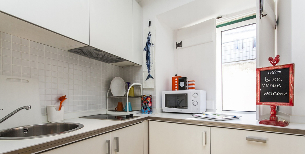 Others 5, LxWay Bairro Alto - Travessa da Cara, Lisbon
