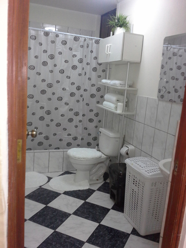 Bathroom 2, Angelica's Home - Apartments, Lima