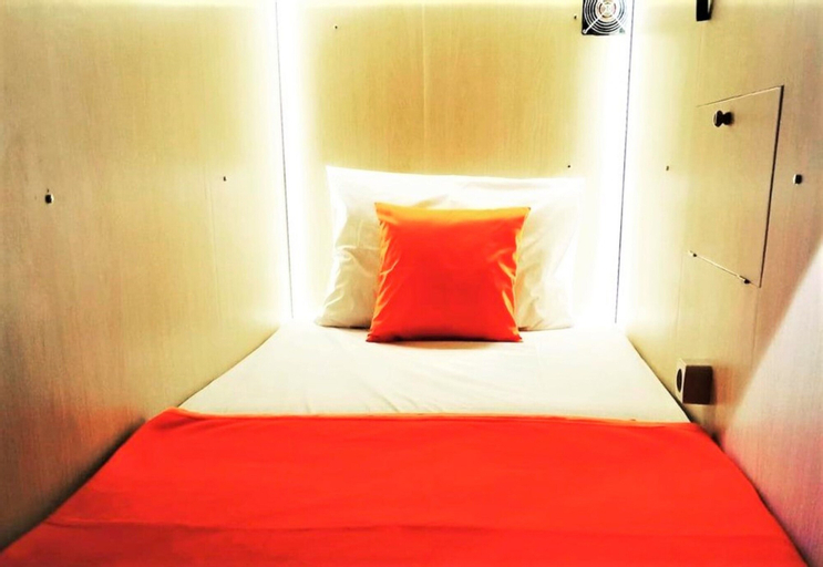 Bedroom 4, Capsleep Cihampelas - Hostel, Bandung