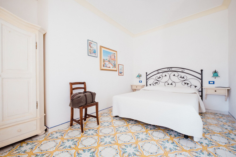 Bedroom 4, Orto Paradiso, Salerno