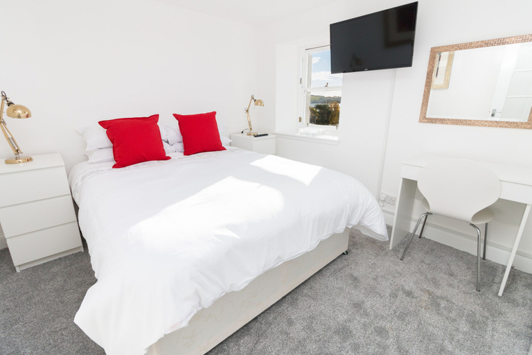 Bedroom 3, Seaview Cottage, Dundee