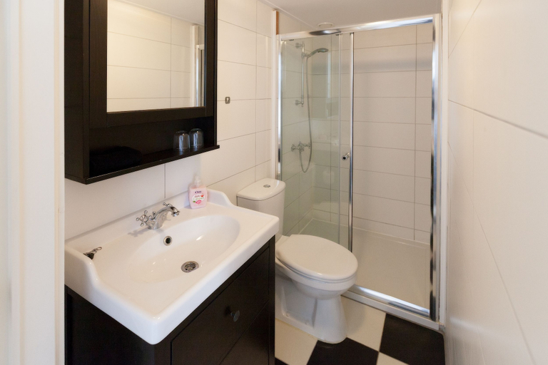 Bathroom 3, Het Zoete Peerd, Sluis