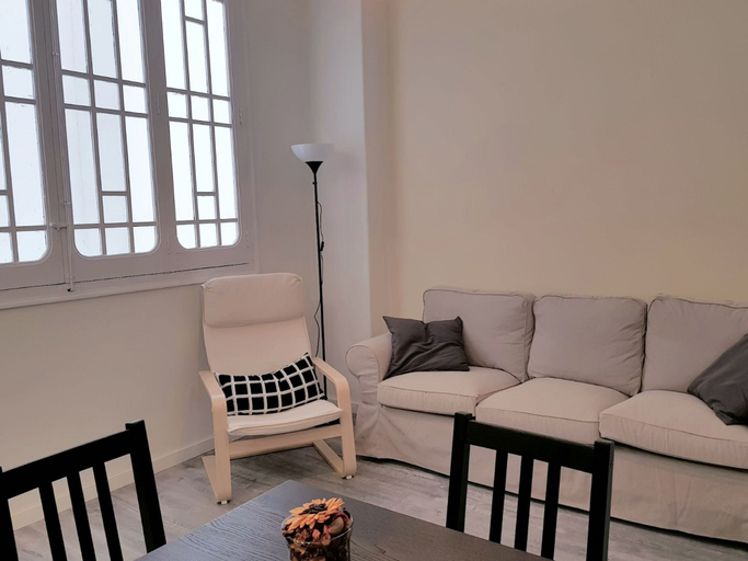Others 5, Apartamento Pintor Salvador Abril, Valencia