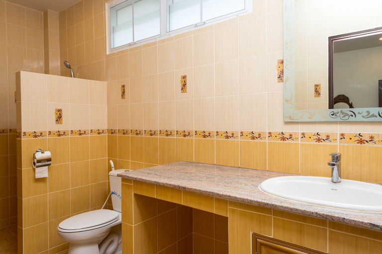 Bathroom 3, Mui Inn Residence, Ko Samui
