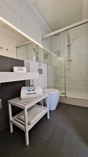 Bathroom 3, Hotel Plaza View, Valencia