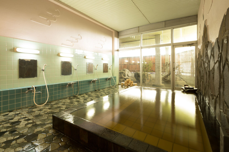 Bathroom, Yumoto Kobayashi, Kurume