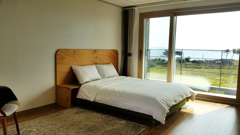 Bedroom 2, Joyuam Pension, Seogwipo