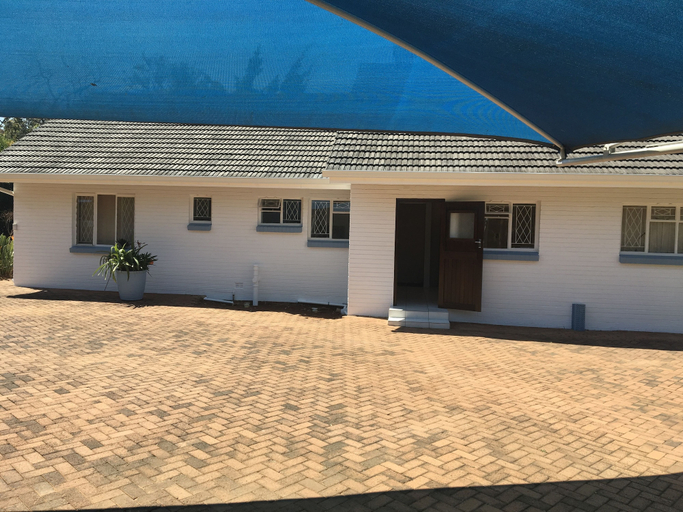 Exterior & Views 2, 2 Bedroom Executive & Holiday Suburban Home, Harare