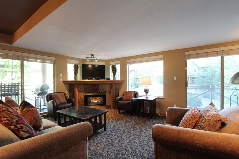 Others 4, Valhalla Condos by Whistler Retreats, Squamish-Lillooet