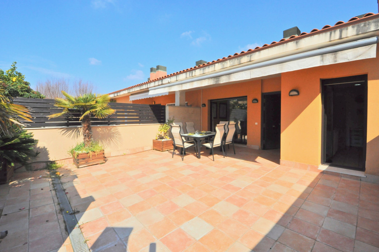 Exterior & Views, Townhaus Isabella, Girona