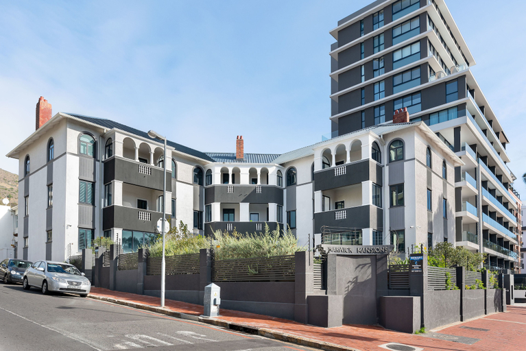 Exterior & Views 2, Warwick Mansions 8, City of Cape Town