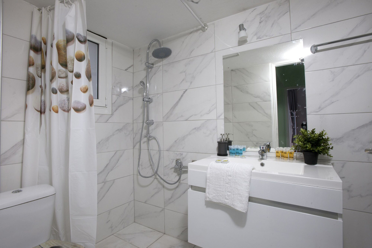 Bathroom, Nice Cute Apartment in the Center of Athens, Attica