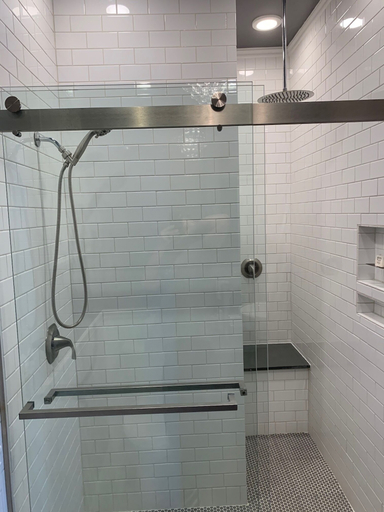 Bathroom 3, The Hygrade Inn, Cameron