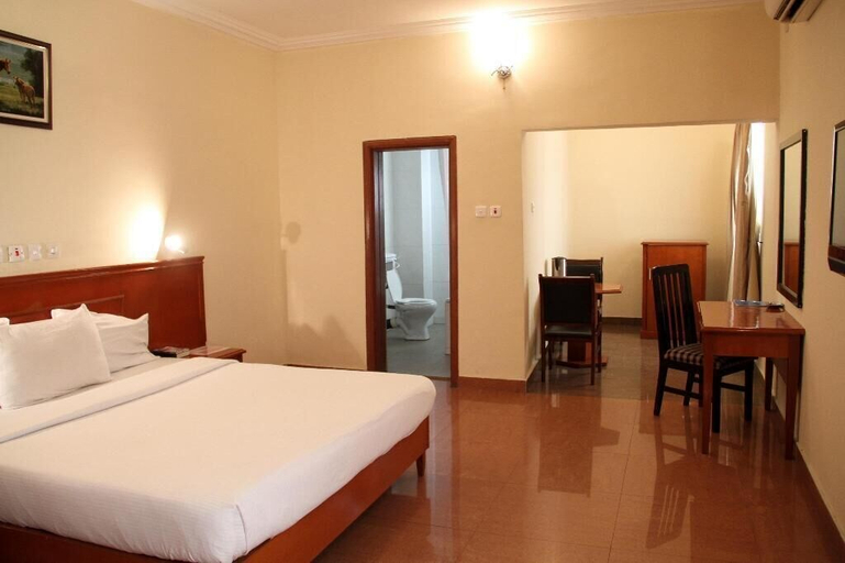Bedroom 3, Channel View Hotel, Calabar