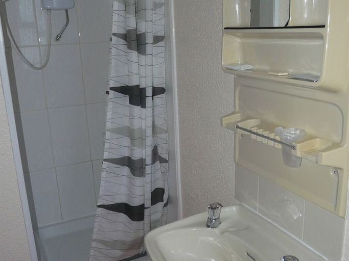 Bathroom 3, Premier Lodge, Northumberland