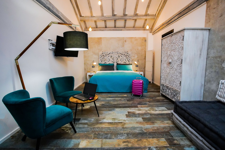Bedroom 4, Rosso Cortese, Rome