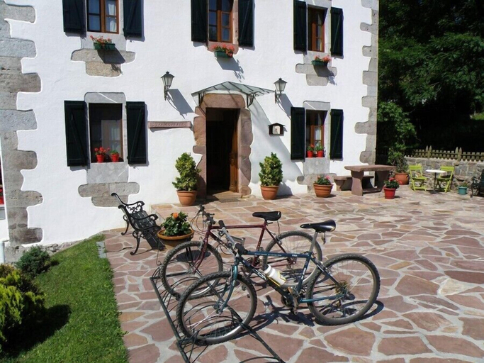 Exterior & Views 2, Hotel Rural Irigoienea, Navarra