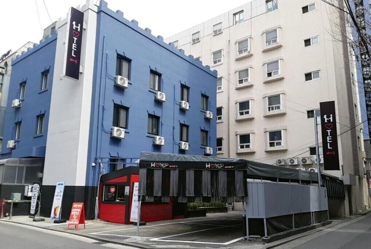 Actor Motel Baewoo, Gandong