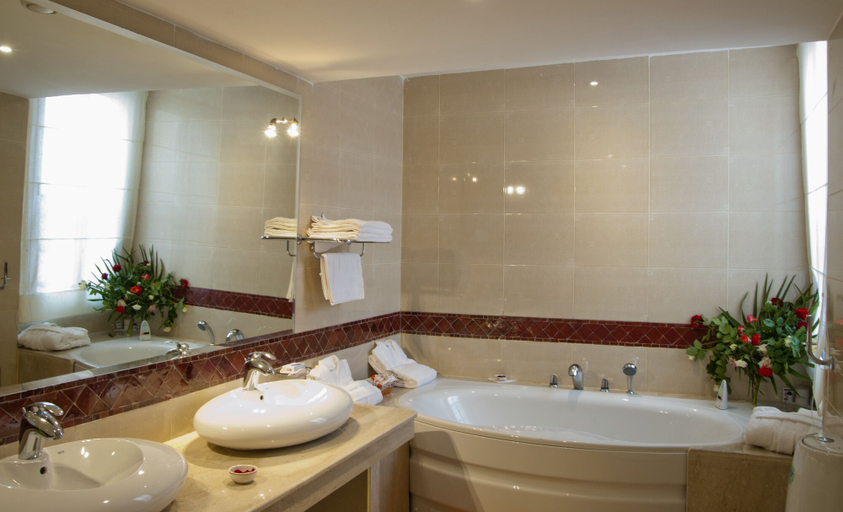 Bathroom 2, Hotel Chems du Lac, Azilal
