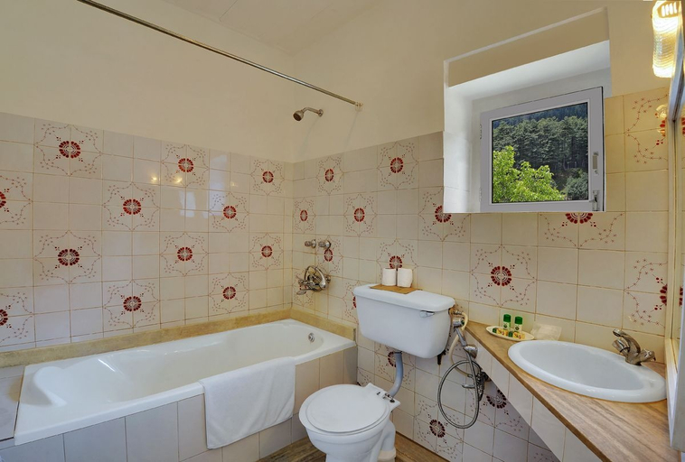 Bathroom, Hotel Heevan Pahalgam, Anantnag
