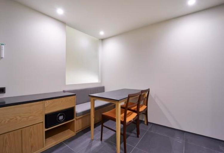 Others 5, Tara Hotel, Gangnam
