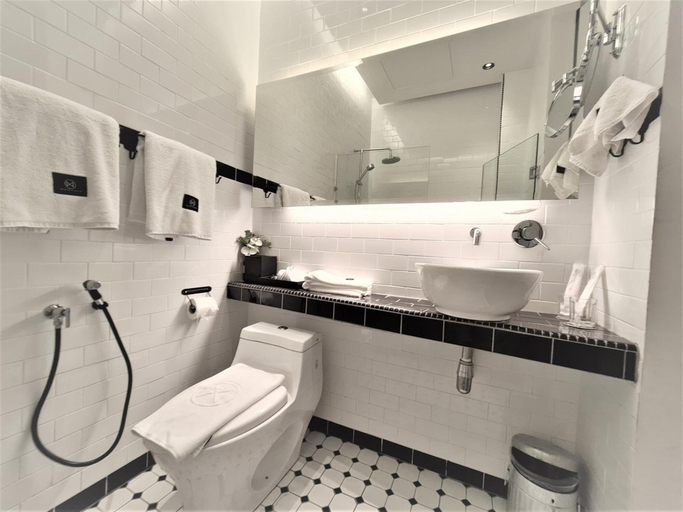 Bathroom 4, M Boutique Station 18, Kinta