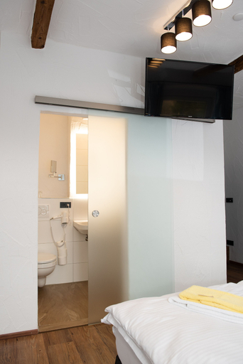 Bedroom 2, Die Bruckmühle, Miesbach