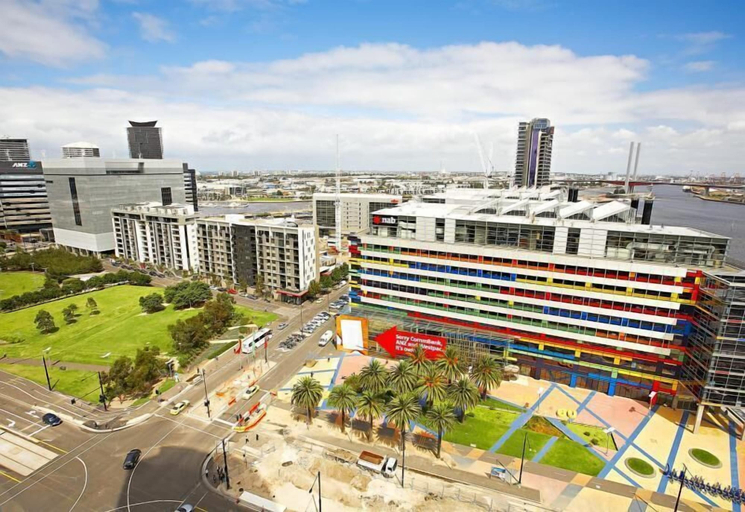 Exterior & Views 2, Astra Apartments - Docklands, Melbourne