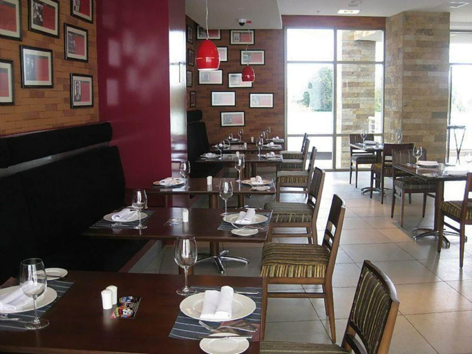 Food & Drinks 5, Hotel Dreams Araucania, Cautín