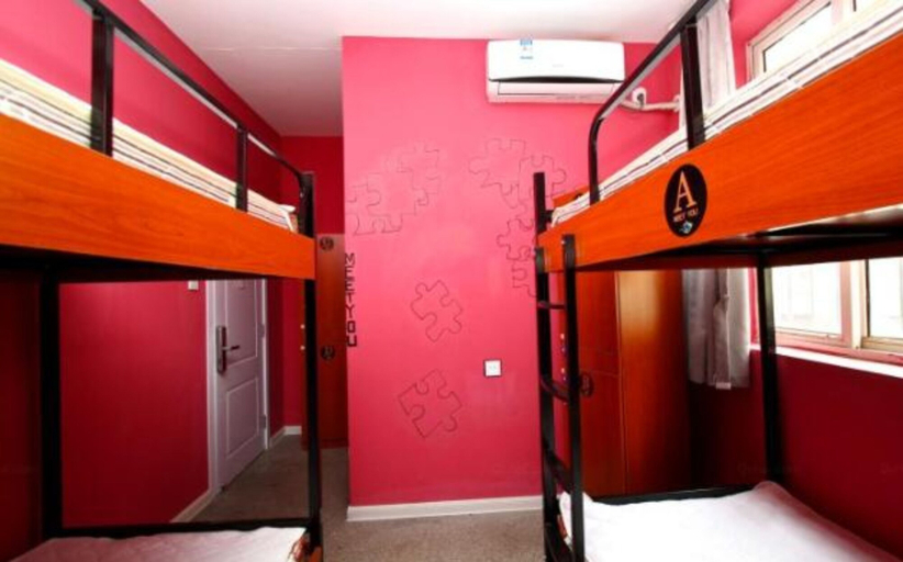 Bedroom 2, Meet int'l Youth Hostel Pichaiyuan, Qingdao
