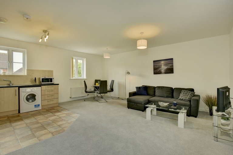 Others 5, Karah Suites - Teeswater, Somerset