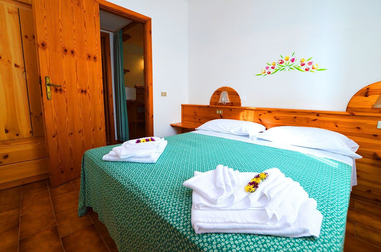 Bedroom 4, Villaggio l' Olivara, Vibo Valentia