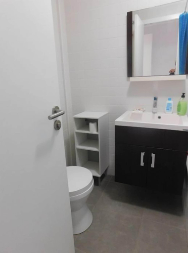 Bathroom, Porta di Mare, Alicante