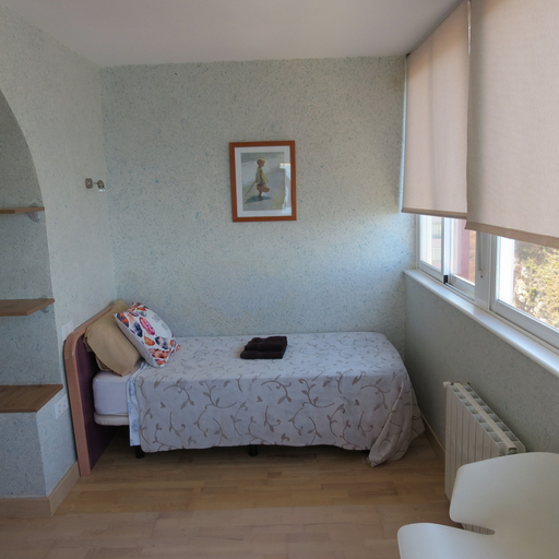 Room 2, Benirent Portofino 12B, Alicante