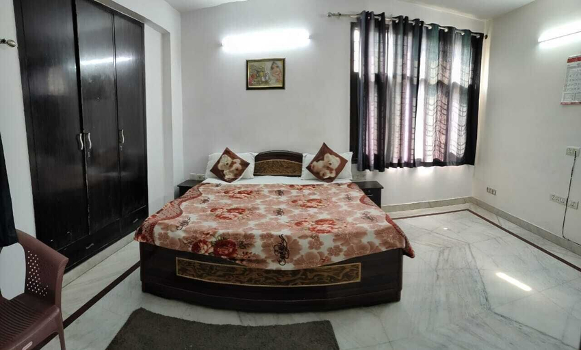 Bedroom 5, ADB Rooms Knights Inn, Delhi