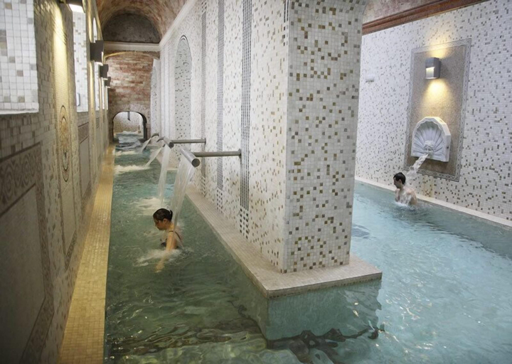 Sport & Beauty 5, Hotel Parque - Balneario Termas Pallares, Zaragoza