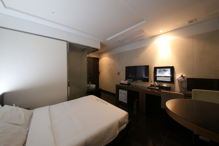 Bedroom 3, Ambassador, Suncheon