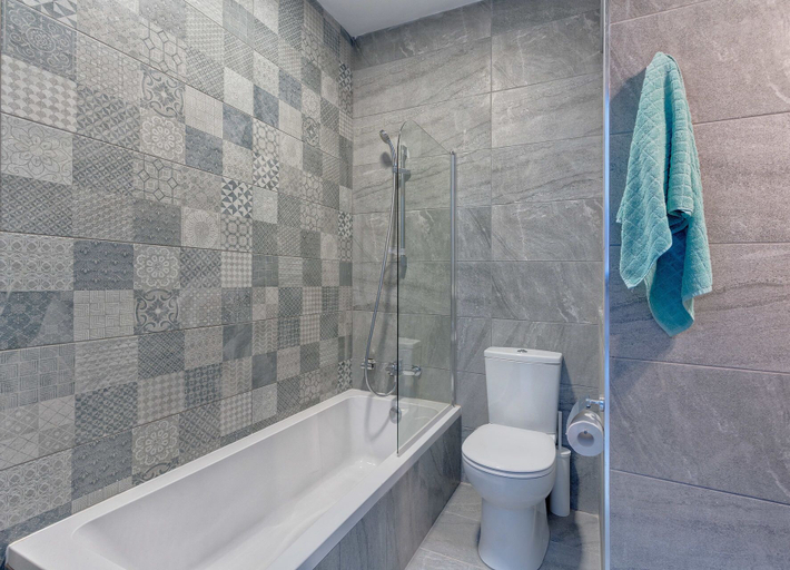 Bathroom, Marvellous 2 Bedroom Apartment by the Sea, Saint Paul's Bay