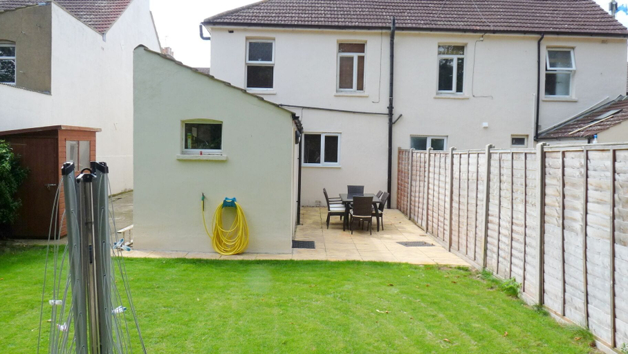 Exterior & Views 4, Spacious 3-bedroom House With Superfast Wi-fi, Kent
